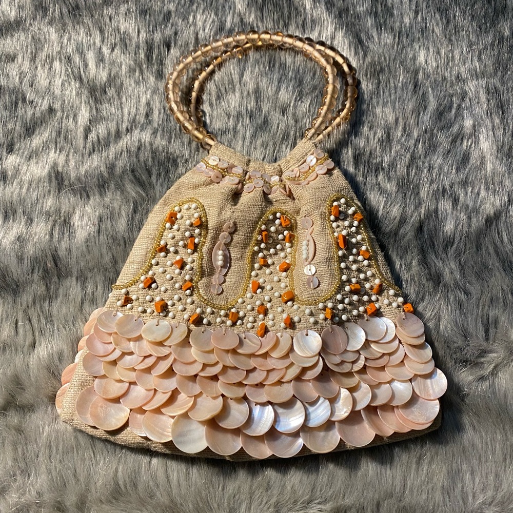 Moyna bead purse